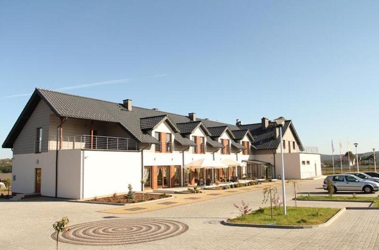 Gosciniec Europejski Miedziana Góra Exteriér fotografie
